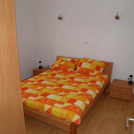 Apartmani Galeb Biograd Na Moru Ngoại thất bức ảnh
