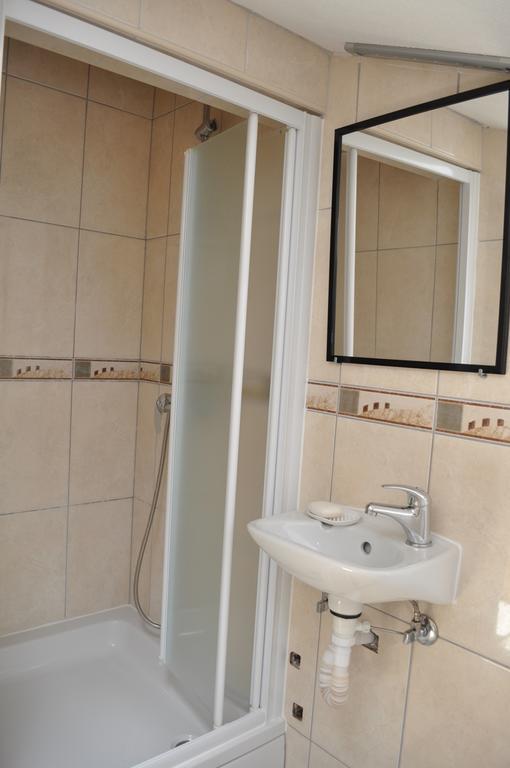 Apartmani Galeb Biograd Na Moru Ngoại thất bức ảnh